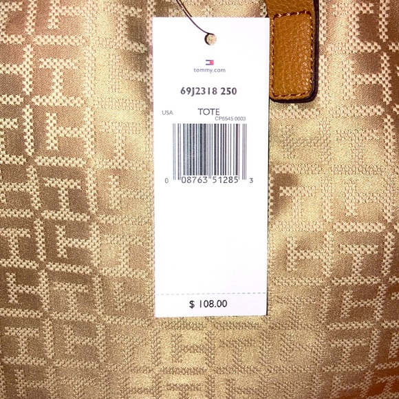 Tommy Hilfiger Light Gold Tote - Picture 4 of 7